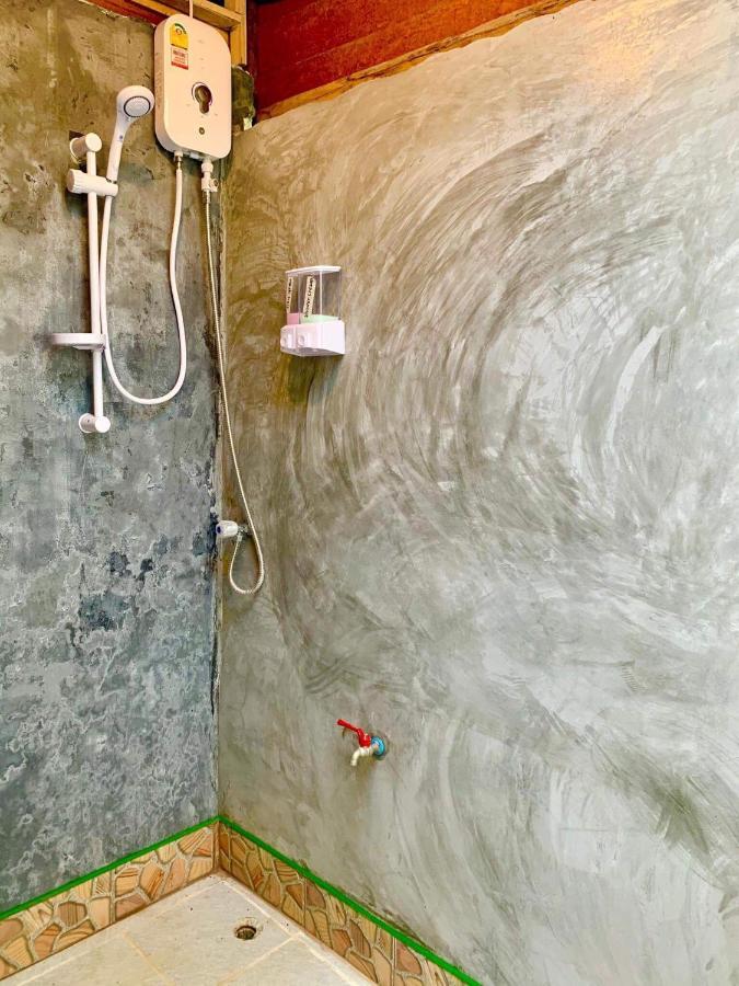 Lantacoconutgardenbungalow Appartement Ko Lanta Buitenkant foto