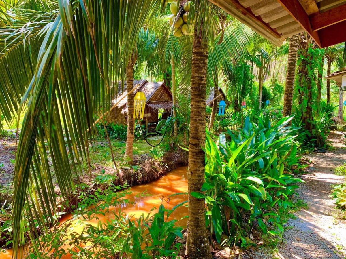 Lantacoconutgardenbungalow Appartement Ko Lanta Buitenkant foto